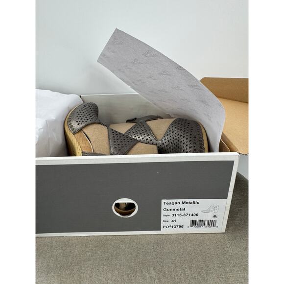 Dansko Teagan Metallic Bronze Silver Sandal Heel Peep Open Toe 41 10 10.5 NWB - Picture 7 of 7